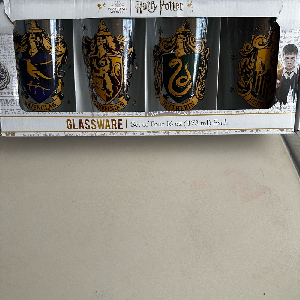Harry Potter House Crest Glass Set